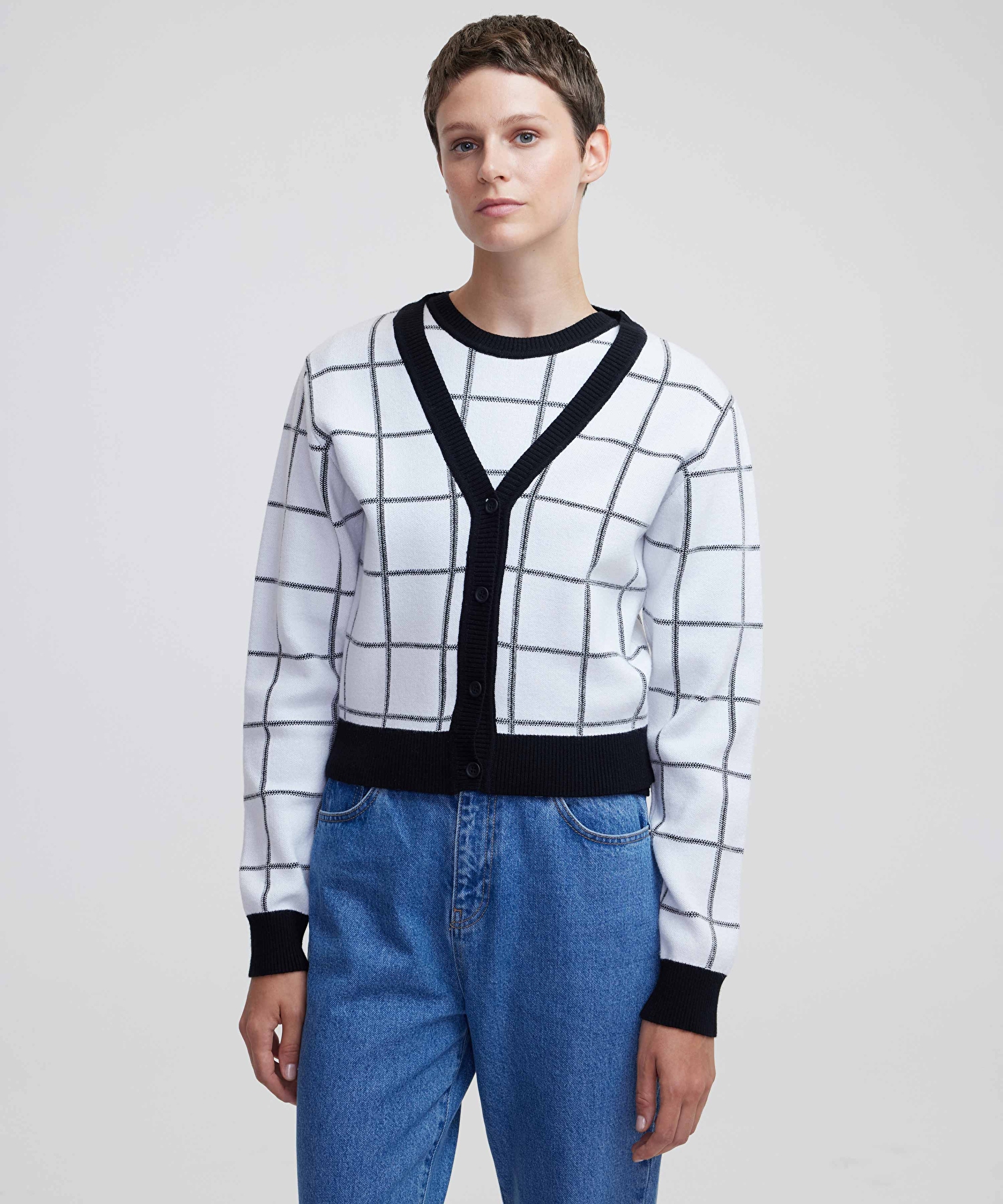 Ekru Kare jakarlı hırka IW6240050057018 | İpekyol