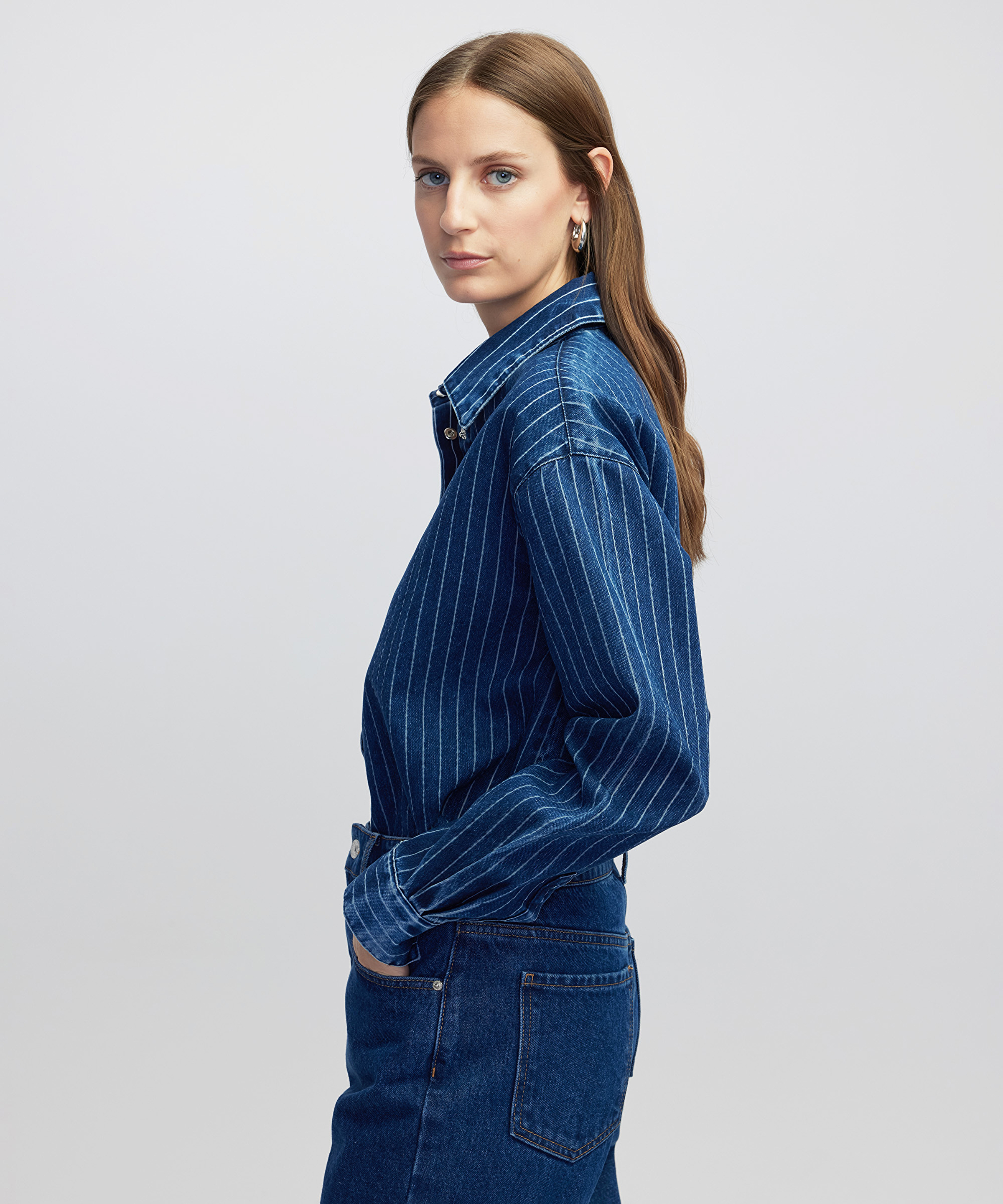 Çizgili denim gömlek _2