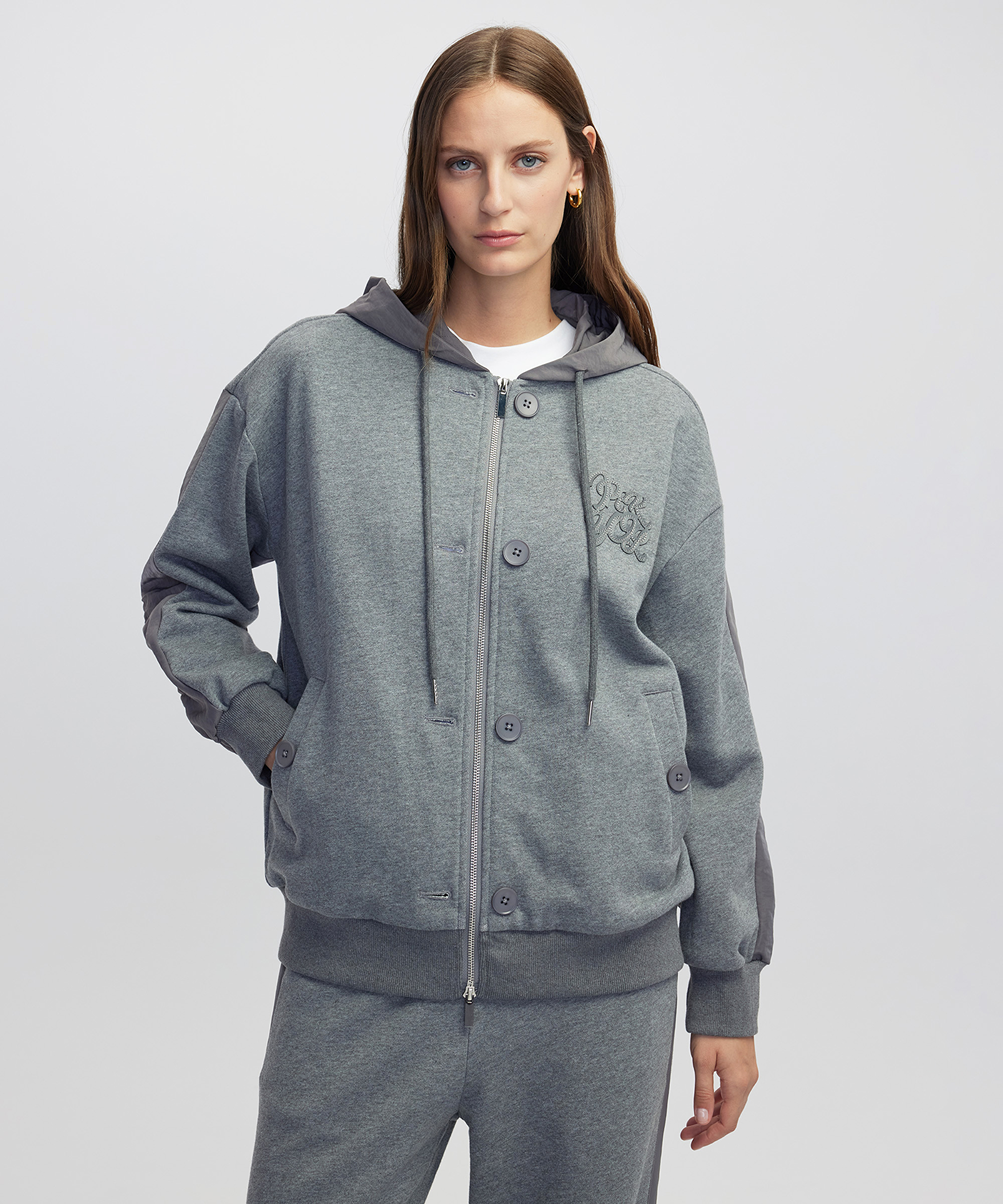 Düğme aksesuarlı sweatshirt_1