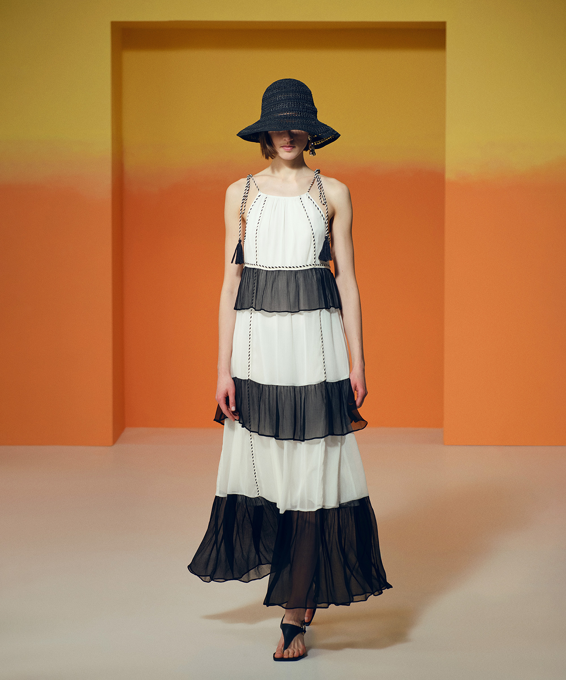 Halter yaka colorblock elbise