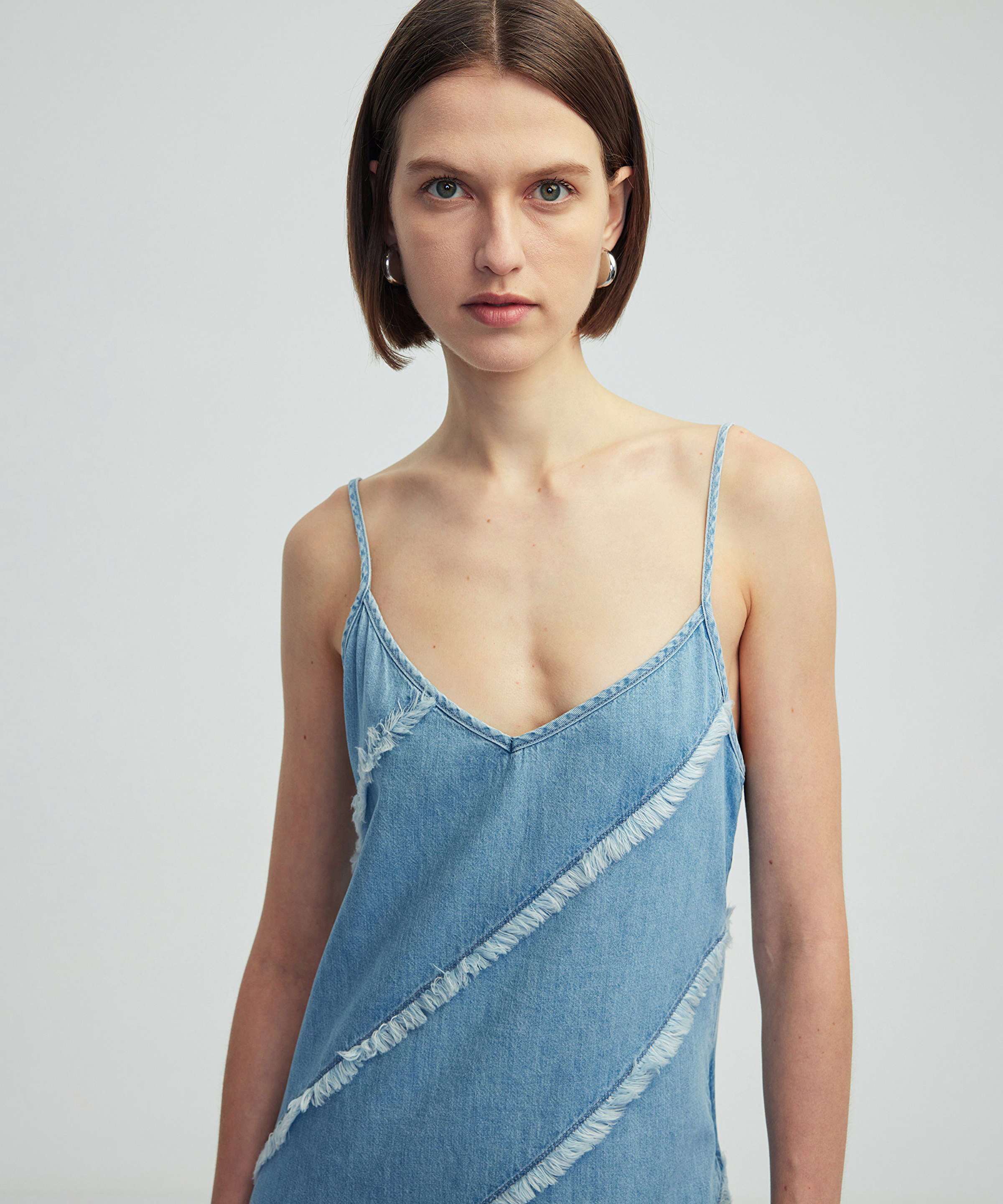 Diyagonal püsküllü denim elbise_1