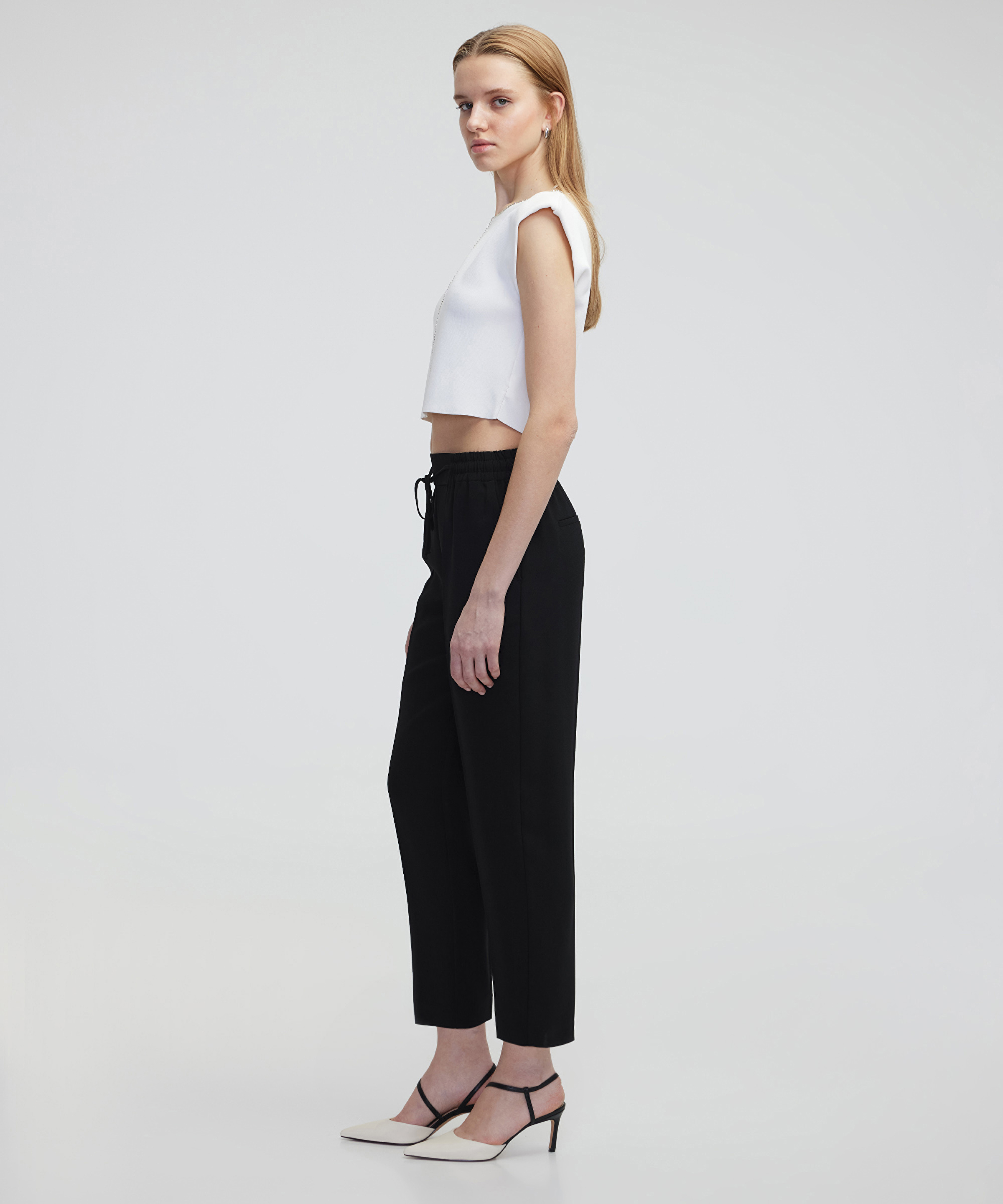 İnce kuşaklı carrot fit pantolon_1
