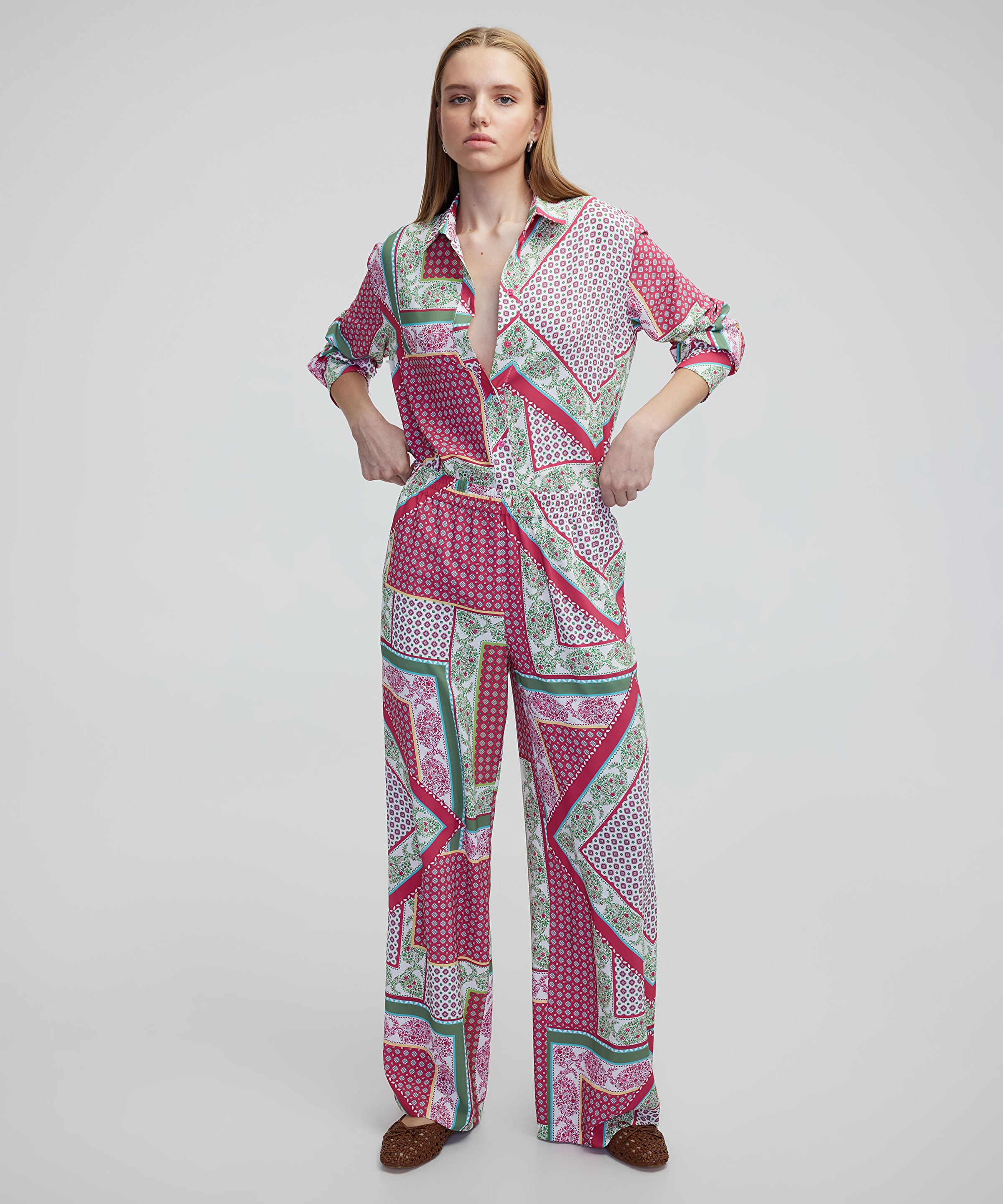 Desenli wide leg fit pantolon_1