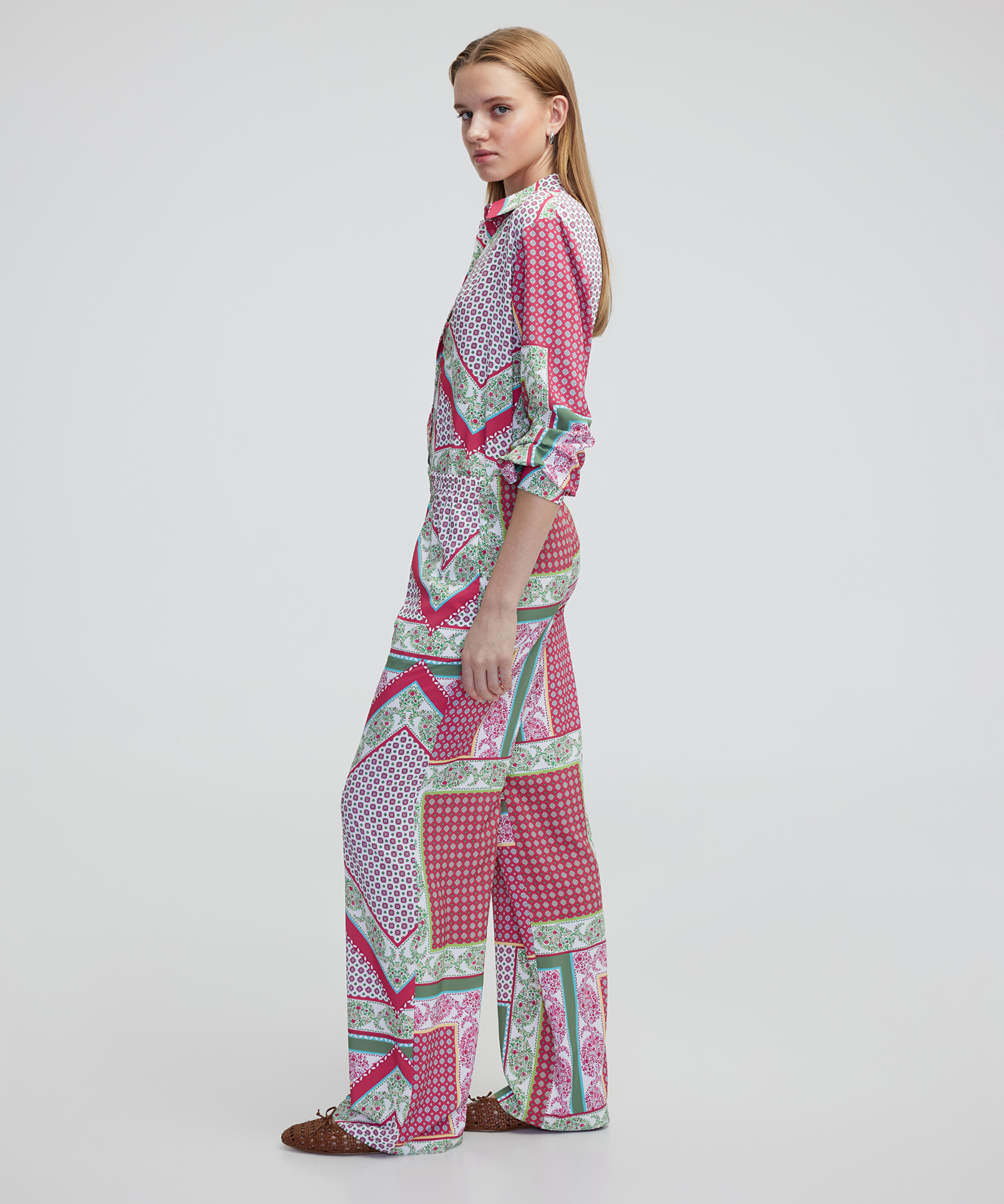 Desenli wide leg fit pantolon_2