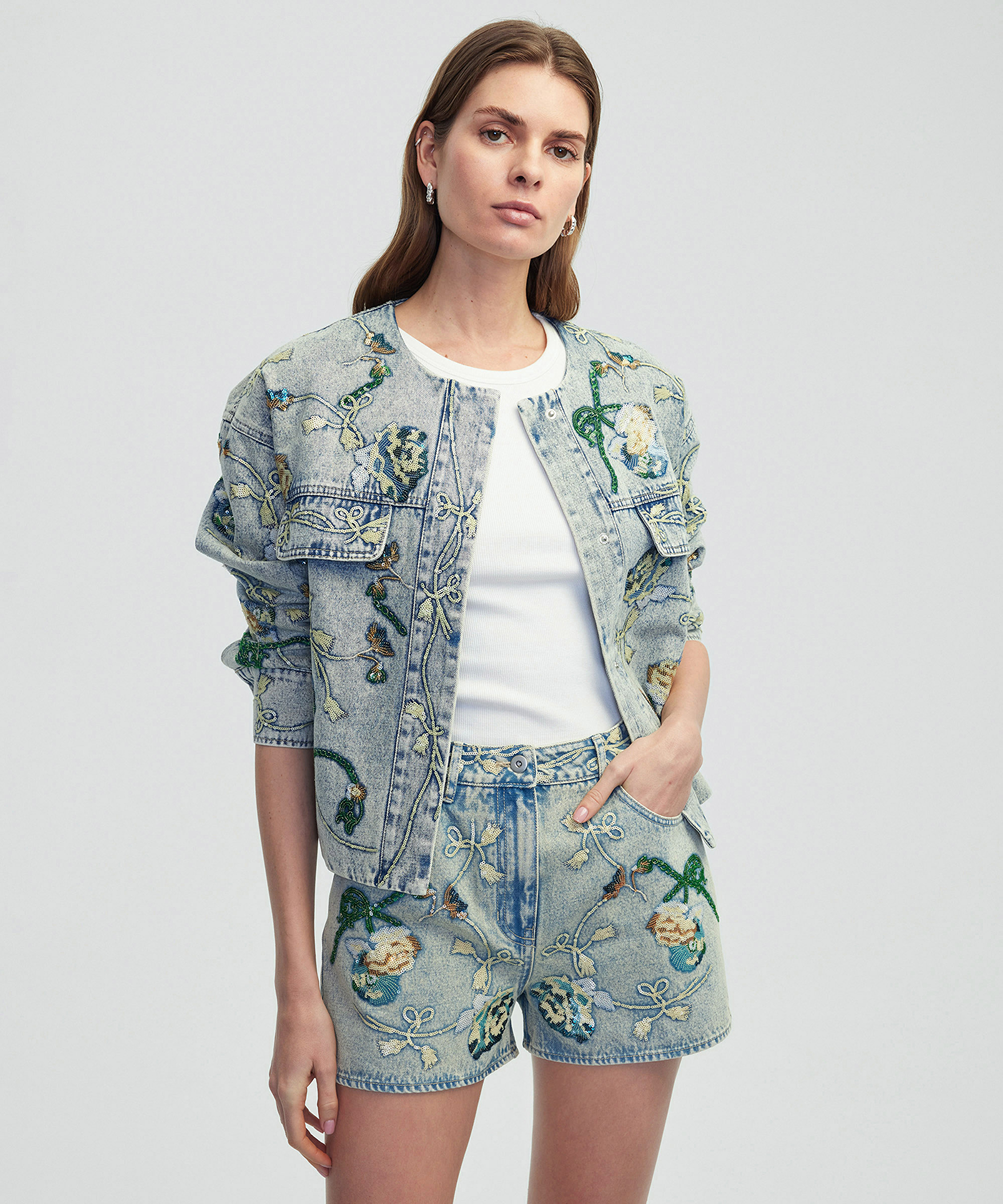 Floral nakışlı denim ceket
