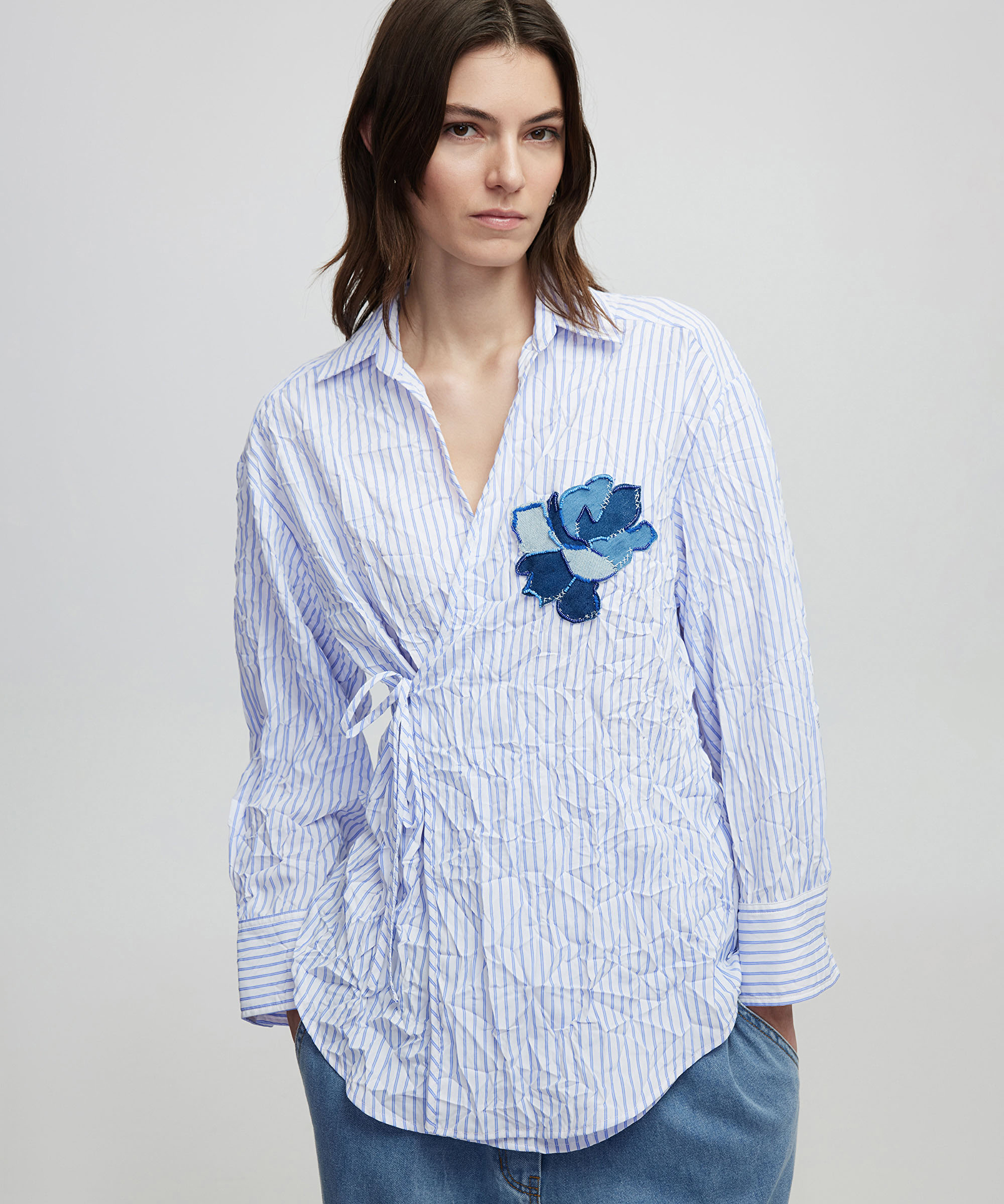 Denim aplikeli çizgili bluz