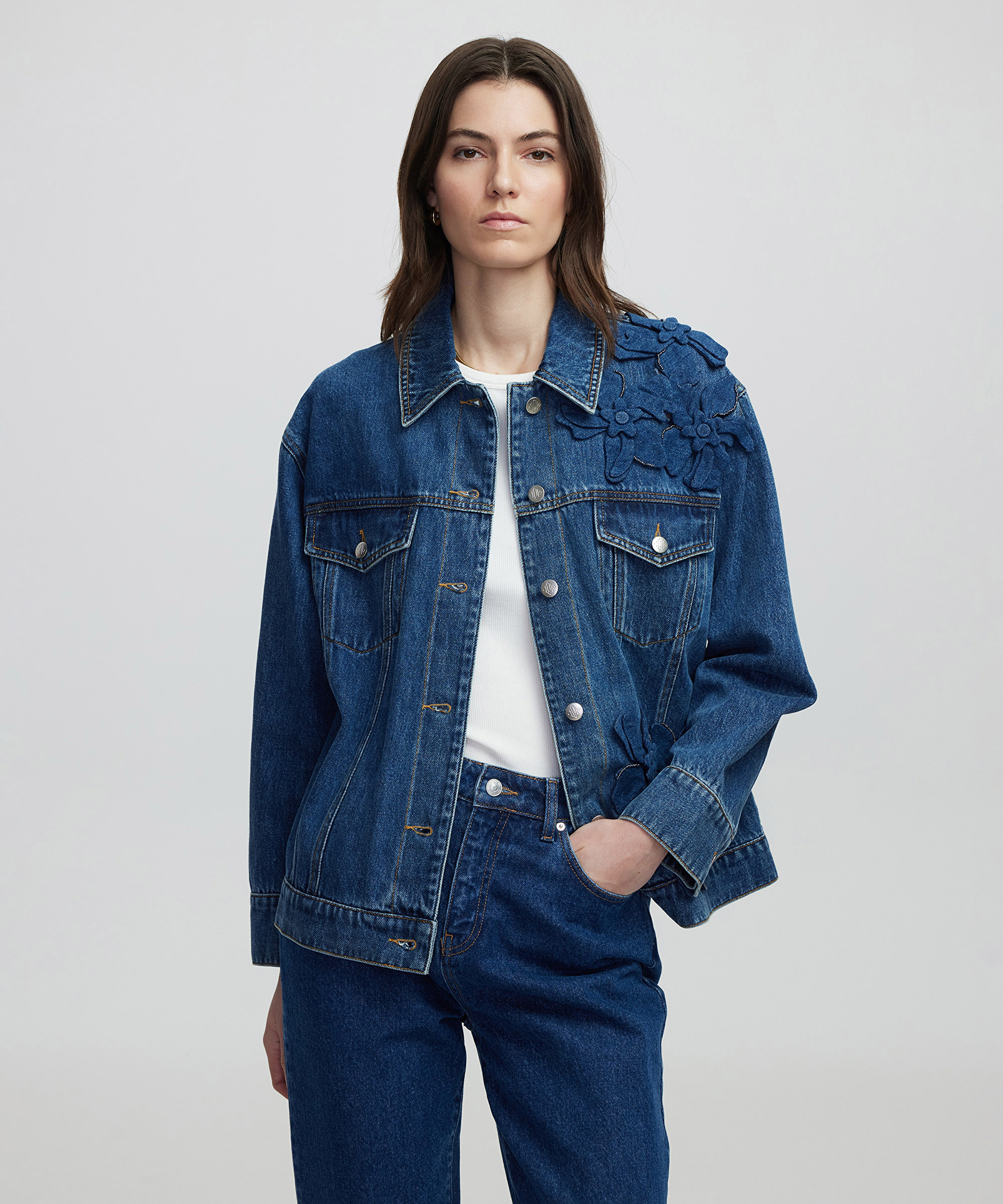 Çiçek aplikeli denim mont_1
