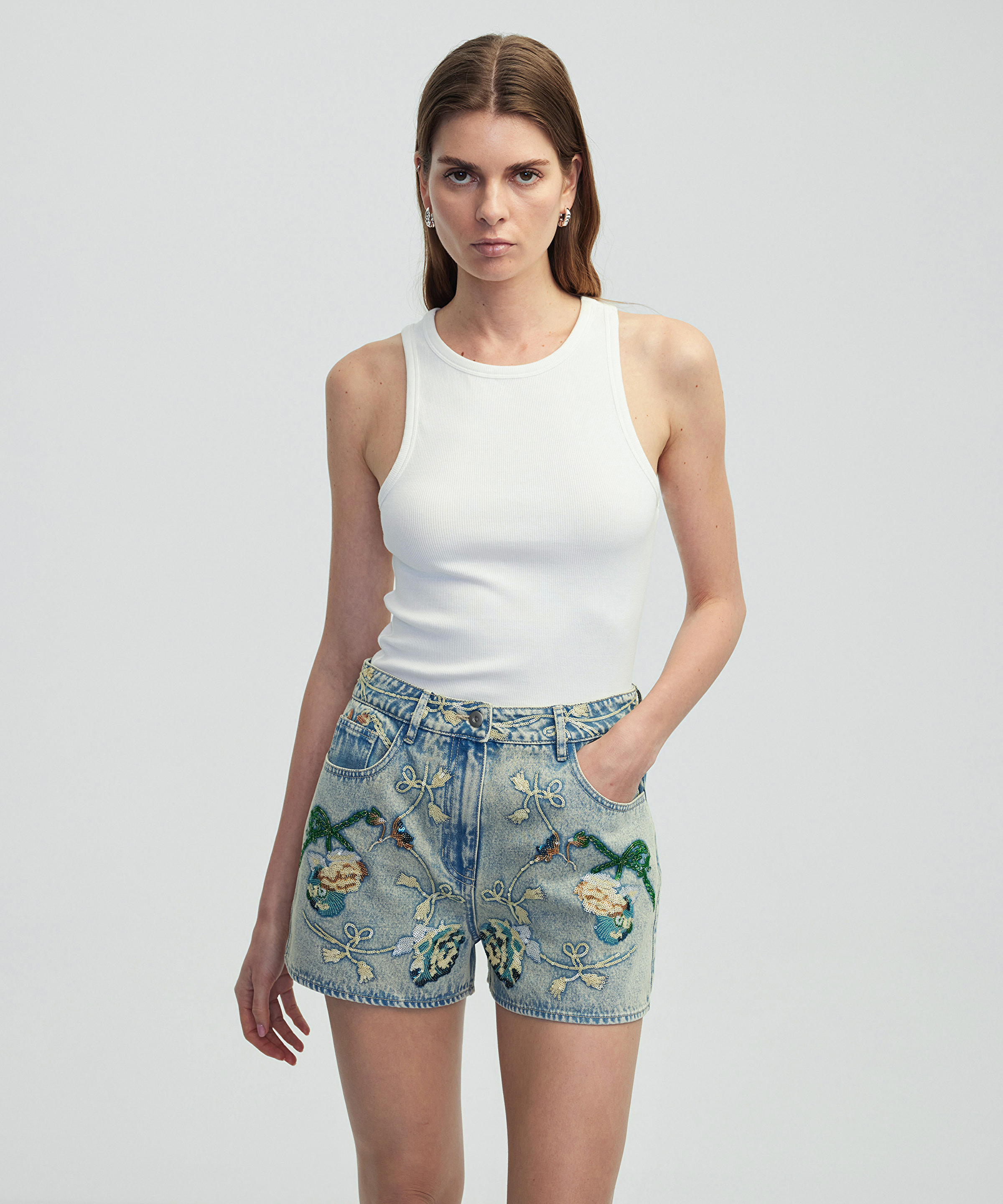 Floral nakışlı denim şort_1