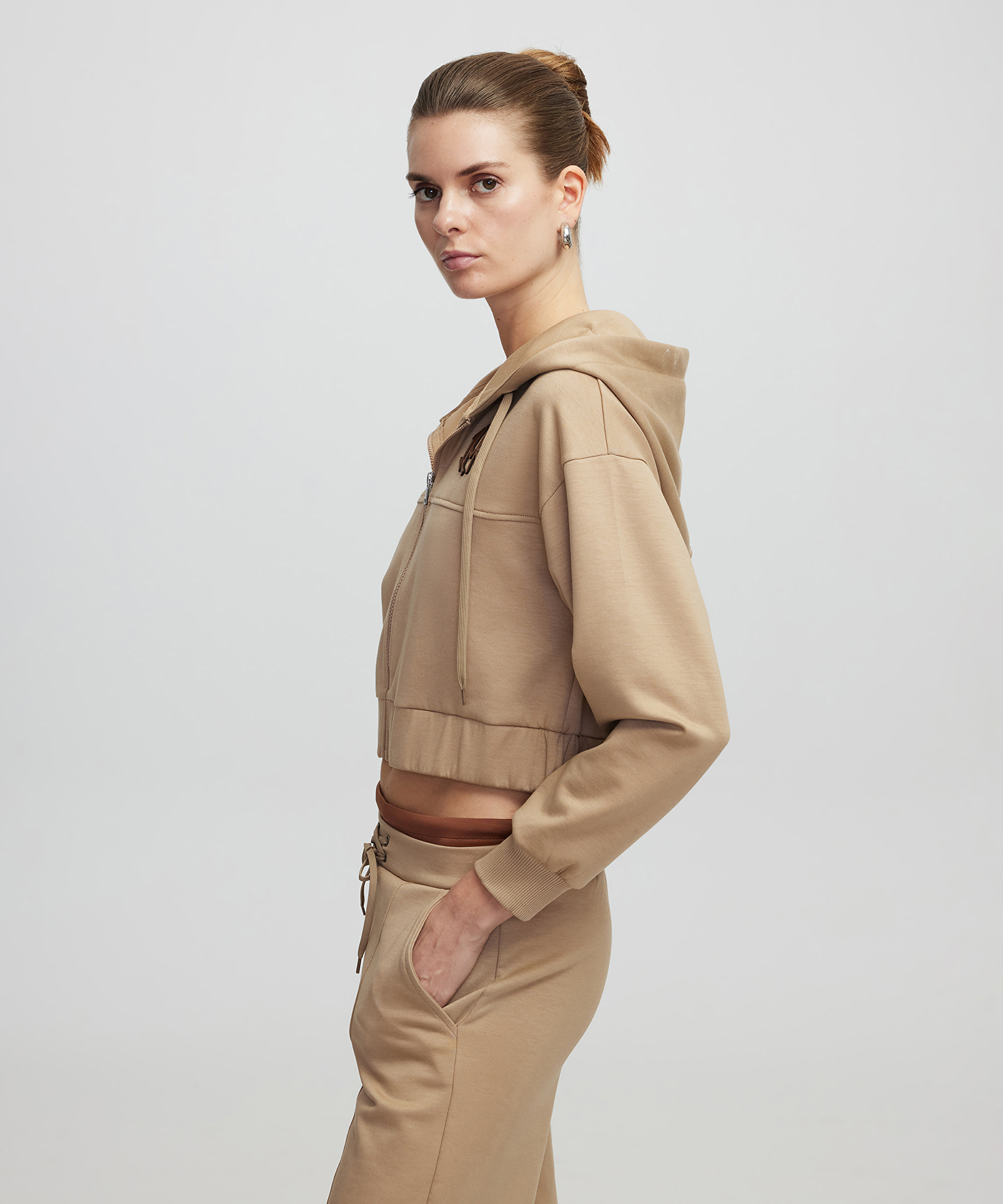 Monogram aplikeli sweatshirt_3