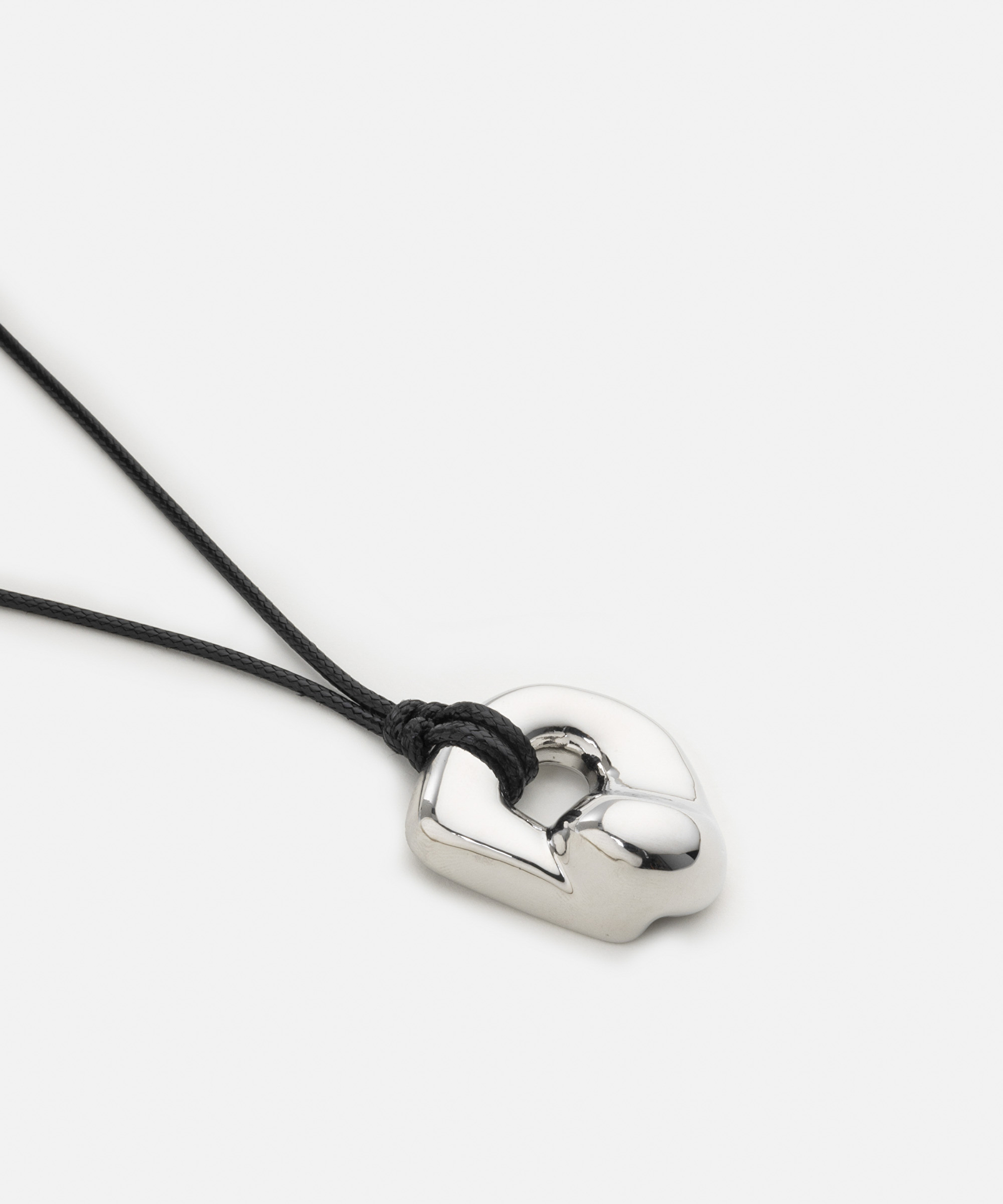 Metal uçlu ip kolye_2