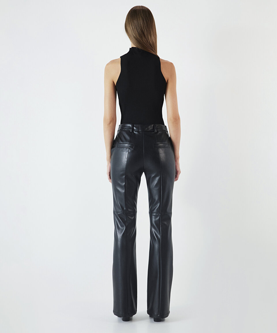 İpekyol - Deri görünümlü flare fit pantolon